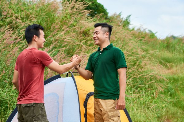 Quelle est la politique en matière de respect de l'environnement du Camping Le Garrigon ?